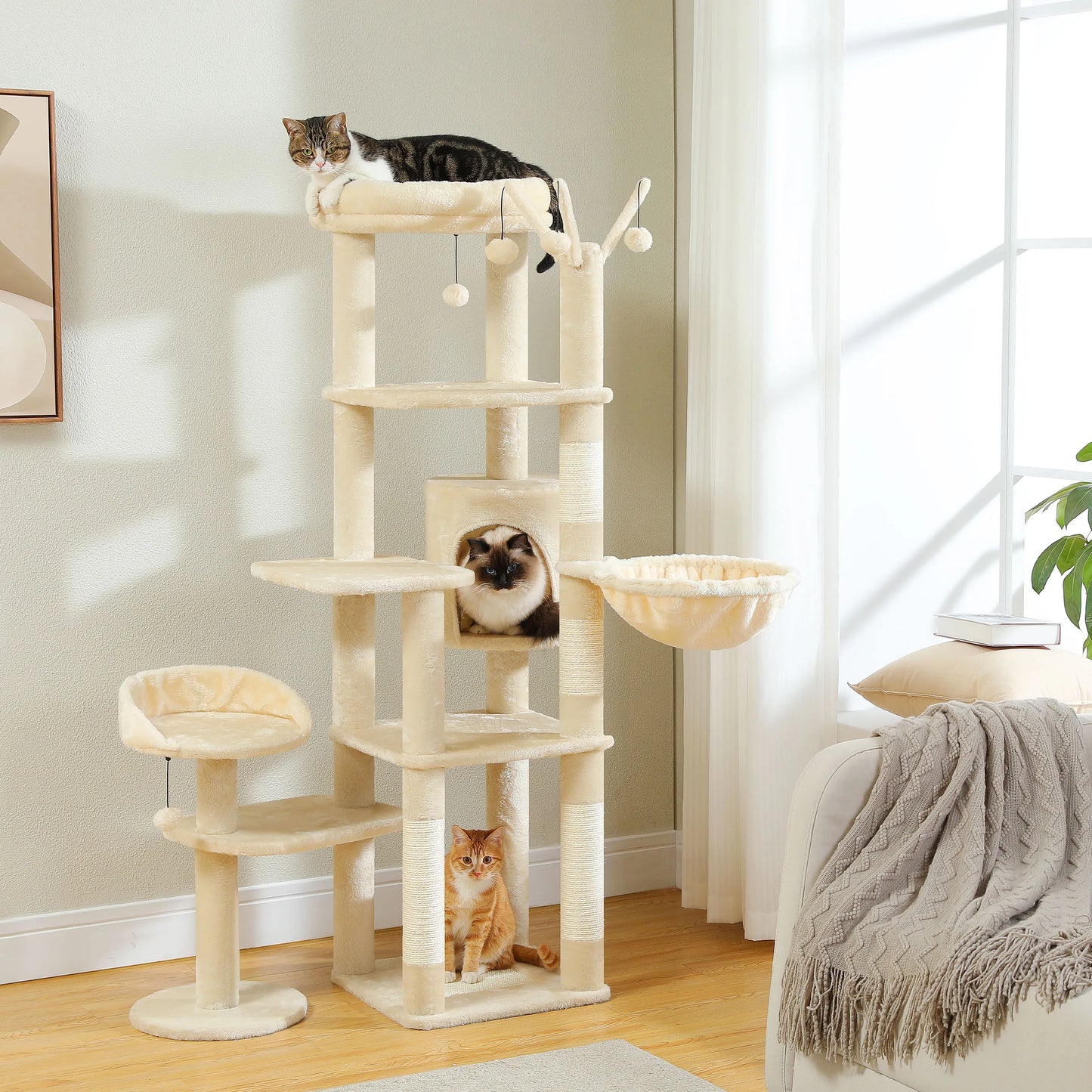 Play Tree for Cats with Scratching Posts