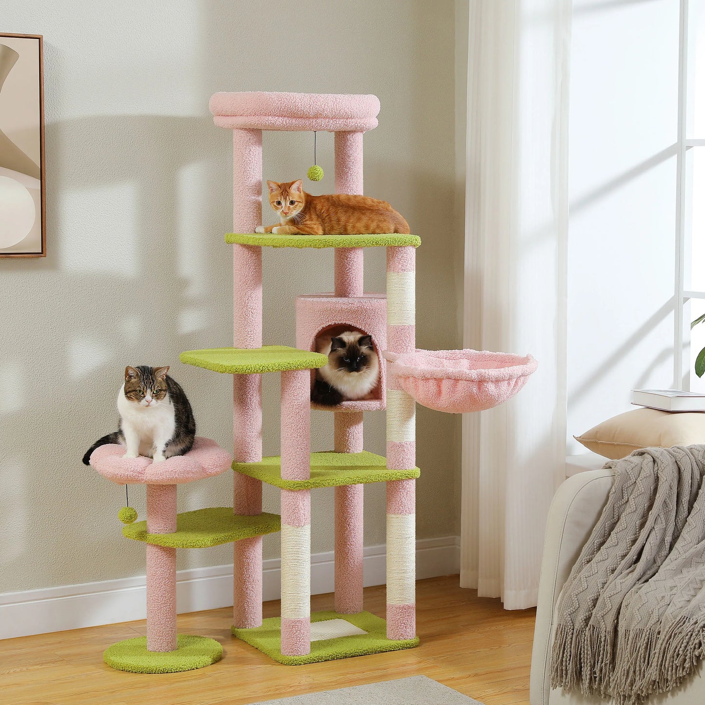 Play Tree for Cats with Scratching Posts