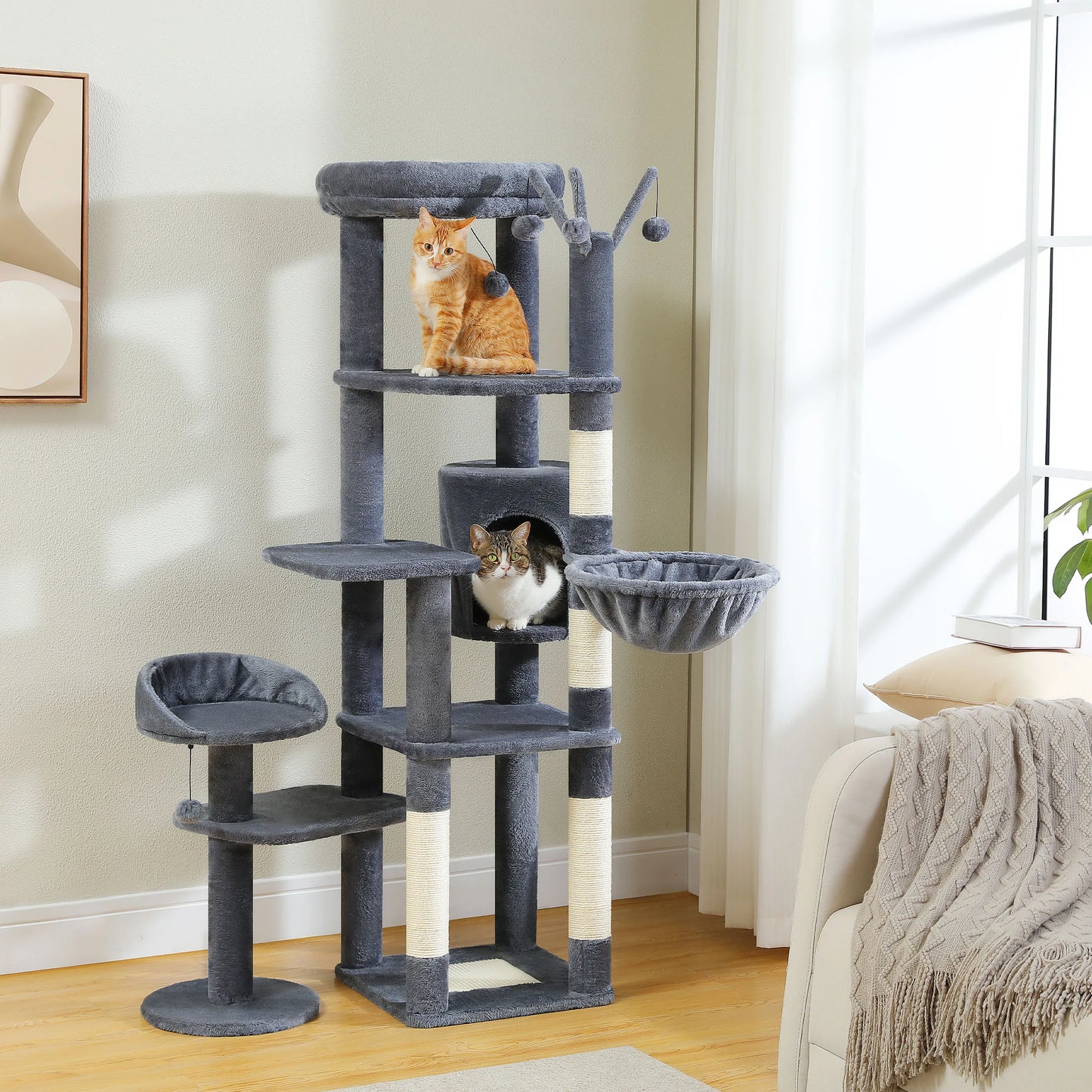 Play Tree for Cats with Scratching Posts